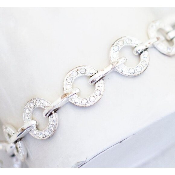 7 1/2 inch, Vintage Silver Tone Ring-shaped Links Rhinestones Bracelet - D1 - Picture 1 of 3